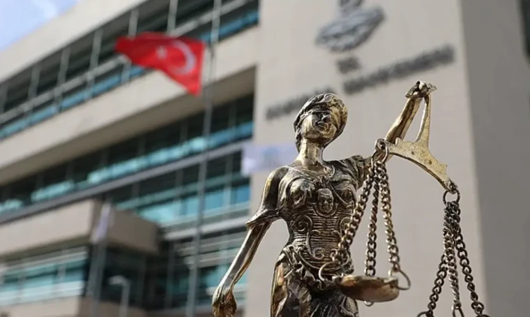 Süresiz nafaka bitiyor mu?