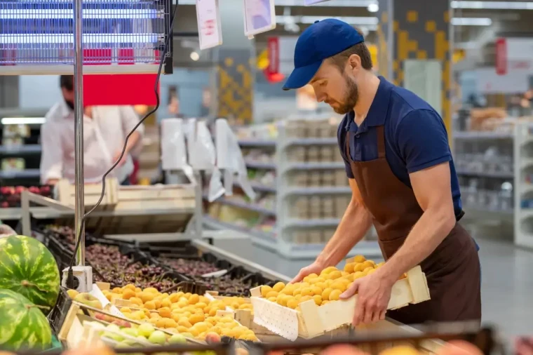 Market çalışanlarını neden görmüyoruz?