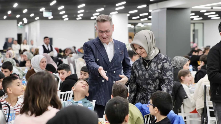 Başakşehir'de gülümseyen yüzler bir arada