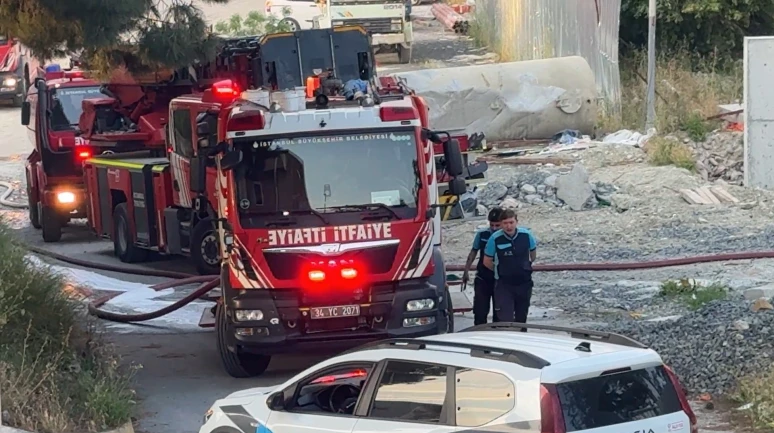 Avcılar'da korkutan yangın!