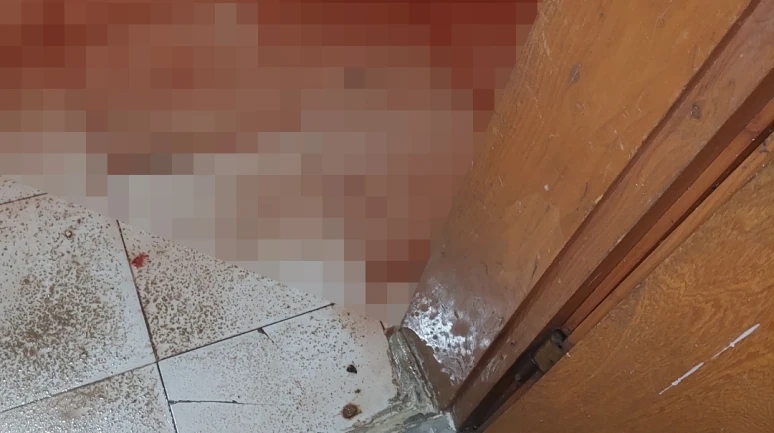 Kanalizasyondan gelen kurban kanı 2 daireyi bastı