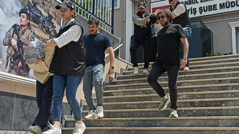Arnavutköy'de mezarlıkta bulunan erkek bebek cesedini üniversite öğrencisi çıktı