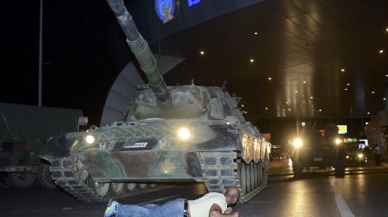 Devleti millet kurtardı!
