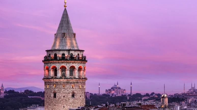 Galata'ya davet!