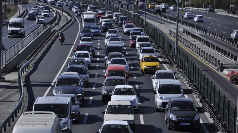TÜİK açıkladı: Trafikteki araç sayısı arttı