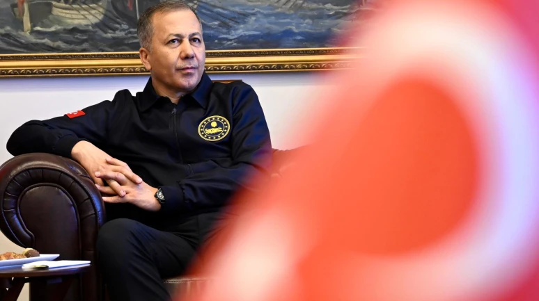 Bakan Yerlikaya: Demokrasi sokakta değil sandıkta güçlenir!