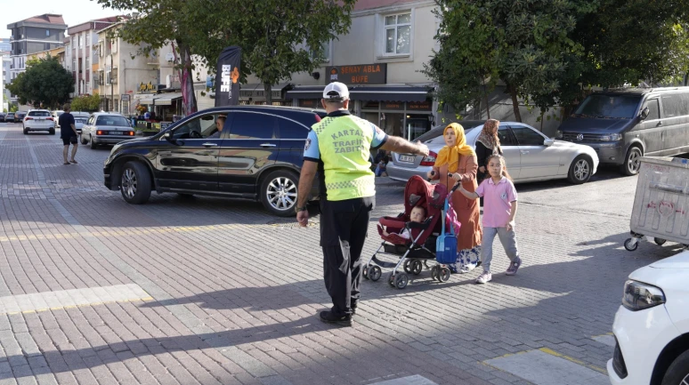 Kartal zabıtası iş başında