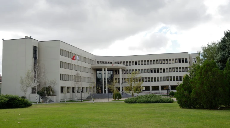 Paran yoksa eğitim de yok!