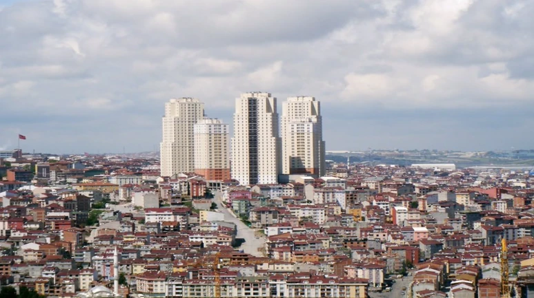 Esenyurt'ta satan satana