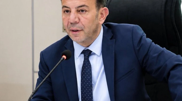 Çeşitli suçlardan beraat etti