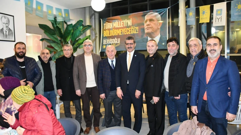 Beylikdüzü'ndeki iftar sofrası İYİ'leri bir araya getirdi