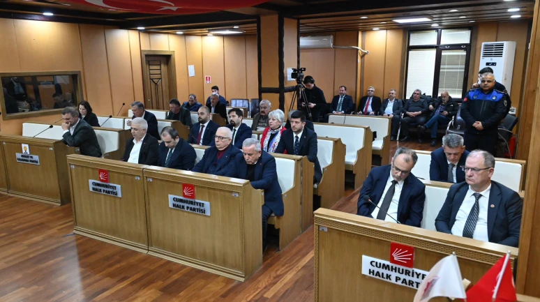 Çatalca Meclisi'nde gülme tartışması