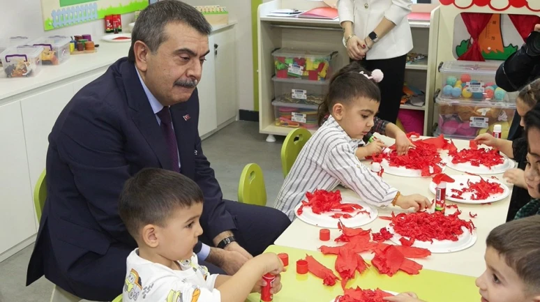 Milli Eğitim Bakanı Yusuf Tekin: İBB'ye ait yerlerle işimiz yok