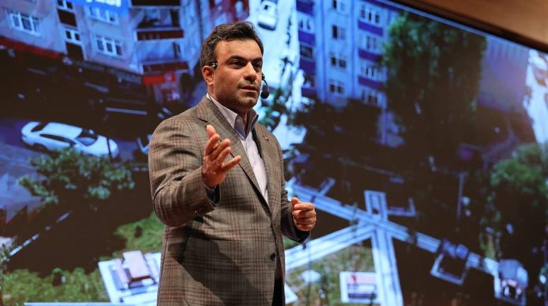 Bağcılar'da eğitime büyük yatırım: 7 okulun inşaatı ve 4 okulun güçlendirmesi devam ediyor