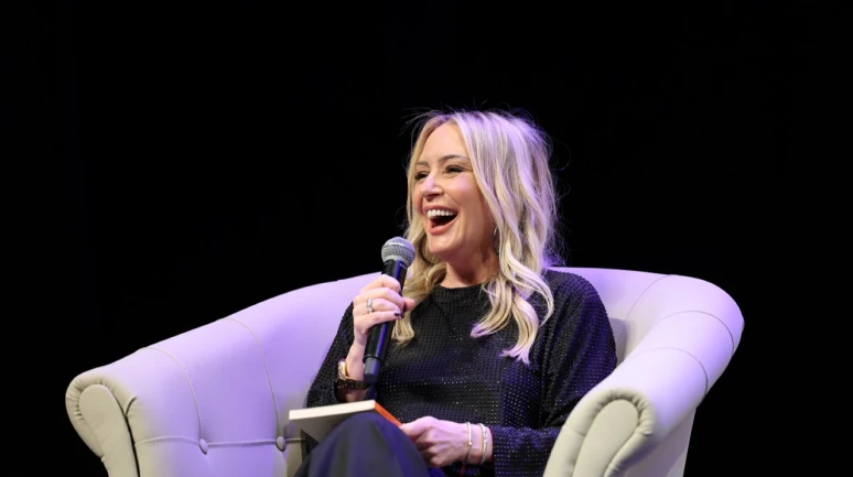 Çekmecem'de kitap var Saba Tümer'i ağırladı