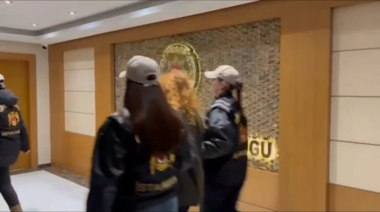 Konsolosluktaki çatışma; video kaydederken polislere yönelik alaycı ifade kullanan 8 kişi gözaltına alındı