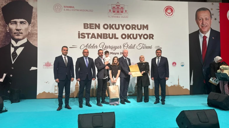'Ben Okuyorum İstanbul Okuyor' Projesi'nde İstanbul birincisi Esenyurt'tan Tuba Öztürk oldu
