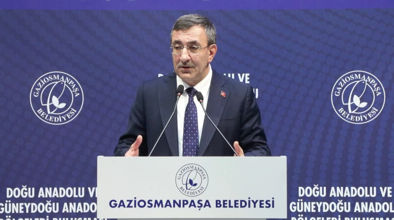 Cumhurbaşkanı Yardımcısı Yılmaz: Türkiye Cumhuriyeti'ni çatışmalardan, ateşten uzak tutuyoruz