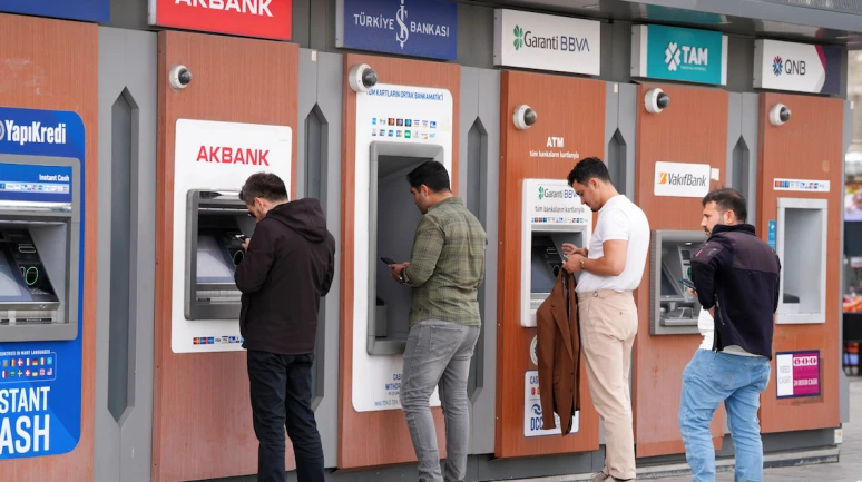 Kredi kartı ile borç dağları!