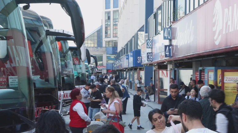 Otogarda bayram yoğunluğu var