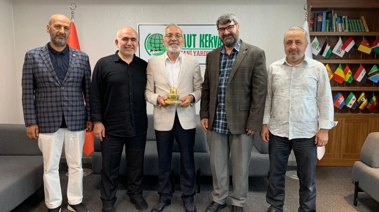 Kader Mahkumları Derneği'nden Umut Kervanı Vakfı'na ziyaret