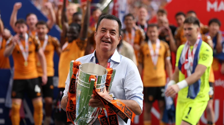 Hull City Premier Lig İlk Maçını Manchester United ile yapacak