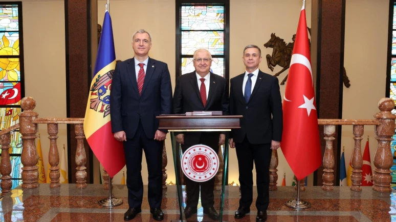 Bakan Güler, Moldova heyetiyle bir araya geldi