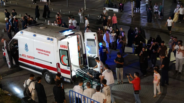 Sanki gerçekten deprem olmuş gibi!